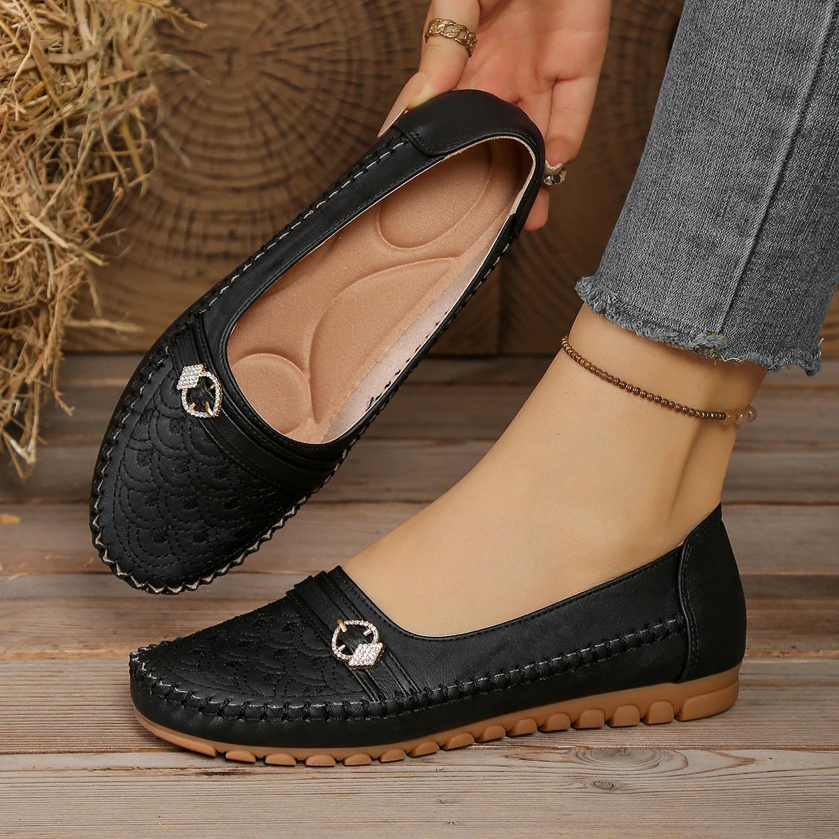 Mocassins Femme Confort ORTHO+ à Semelle Antidérapante - Finition Surpiqûre & Boucle à Strass