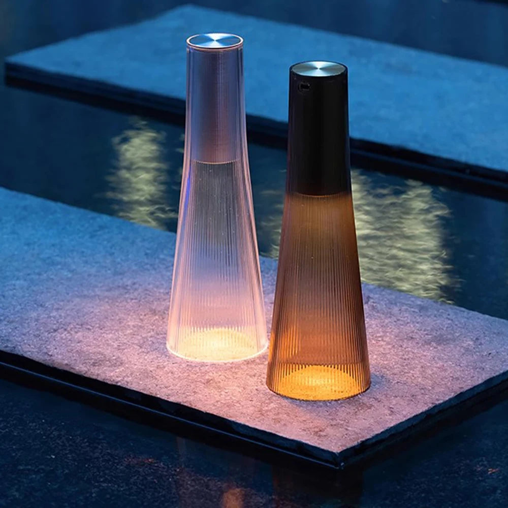 Lampe de Table Cône Rechargeable USB en Acrylique Tacile Réglable