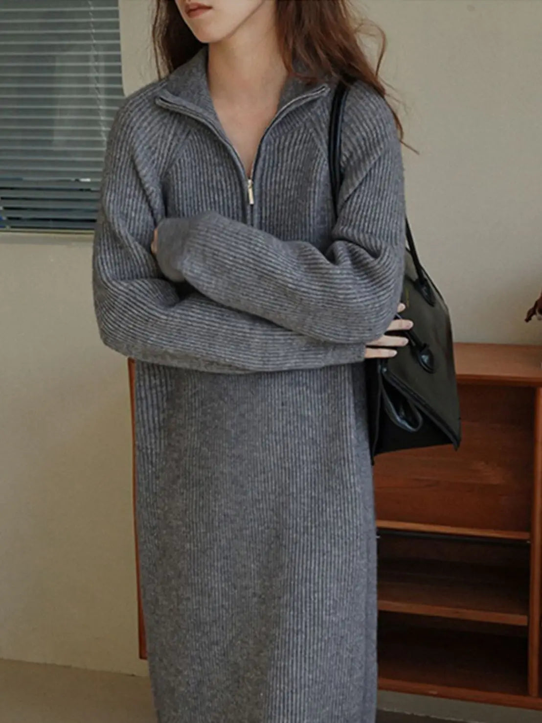 Robe Pull en Tricot Côtelé Ample à Col Cheminé à Zip