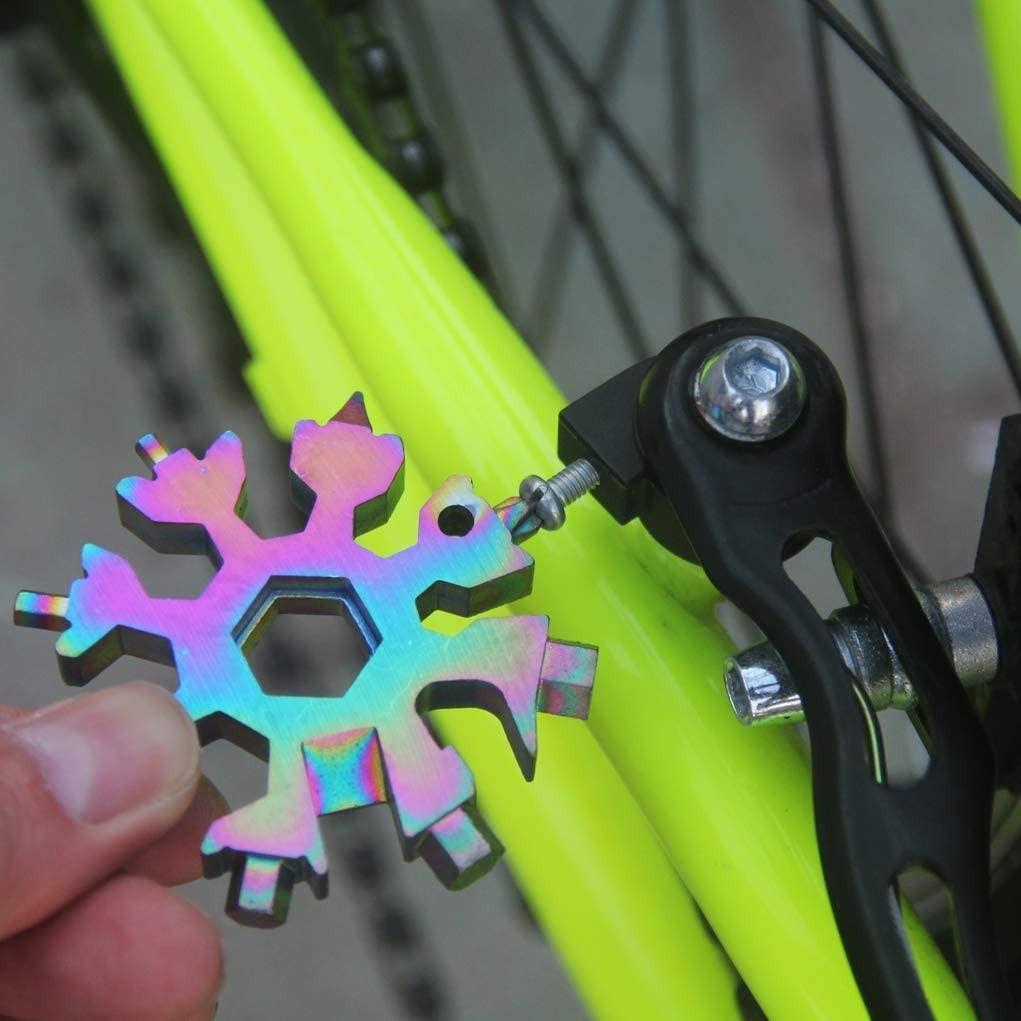 Outil 18 en 1 - flocon de neige en acier inoxydable