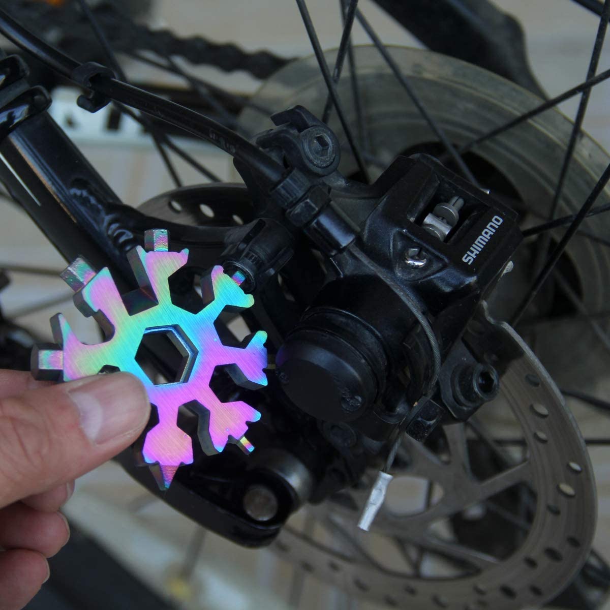 Outil 18 en 1 - flocon de neige en acier inoxydable