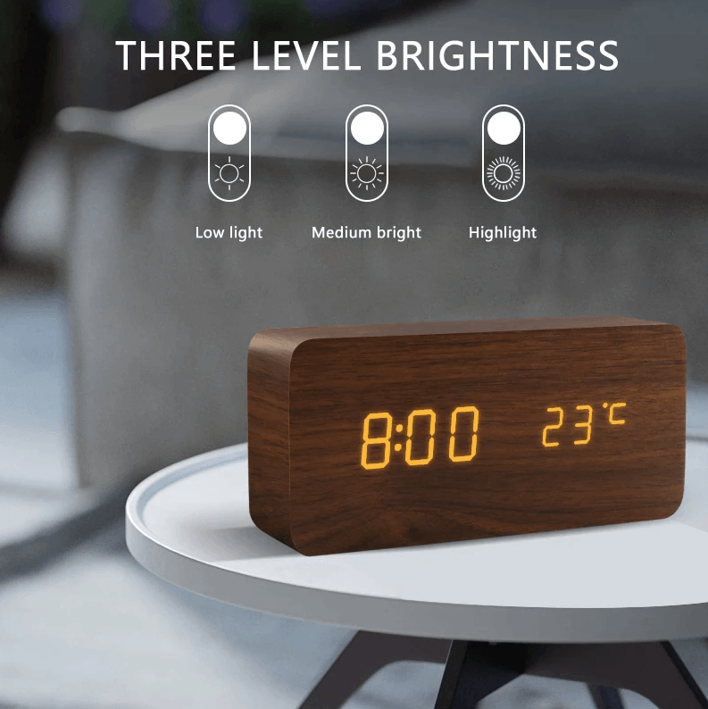 Reveil LED en bois - Stockmania