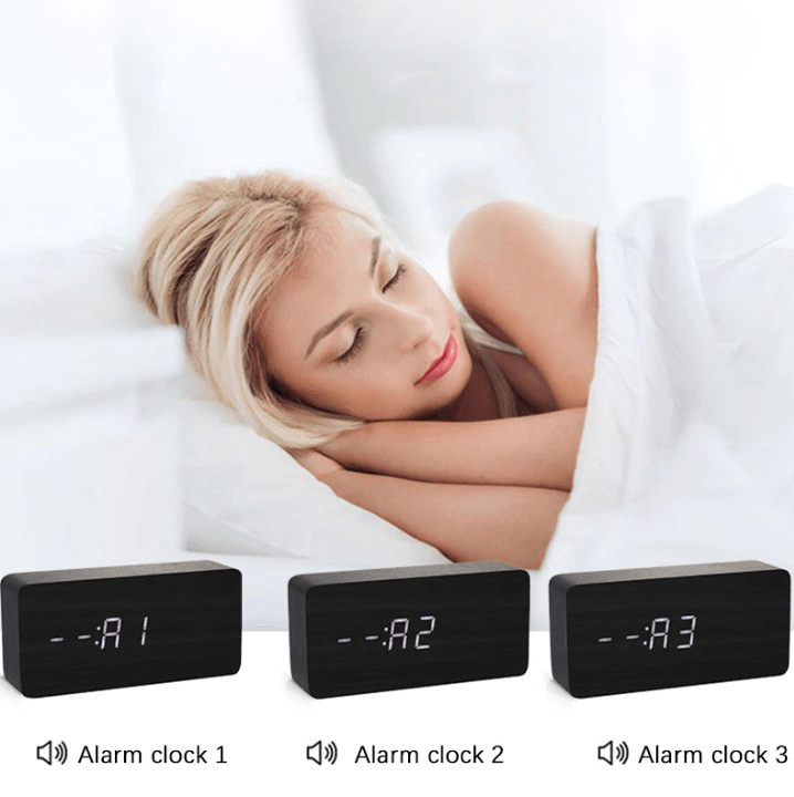 Reveil LED en bois - Stockmania