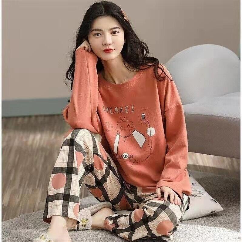 Pyjama à motifs amusants pour femme - Stockmania