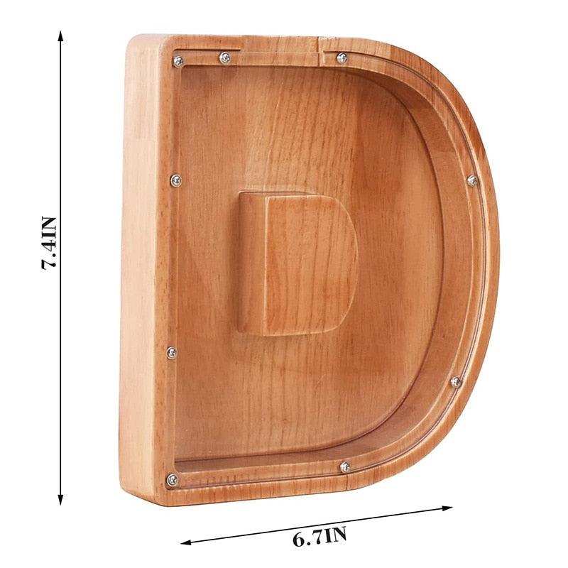 Tirelire en forme de lettre et en bois - Stockmania