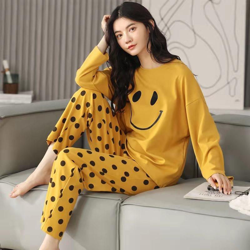 Pyjama à motifs amusants pour femme - Stockmania