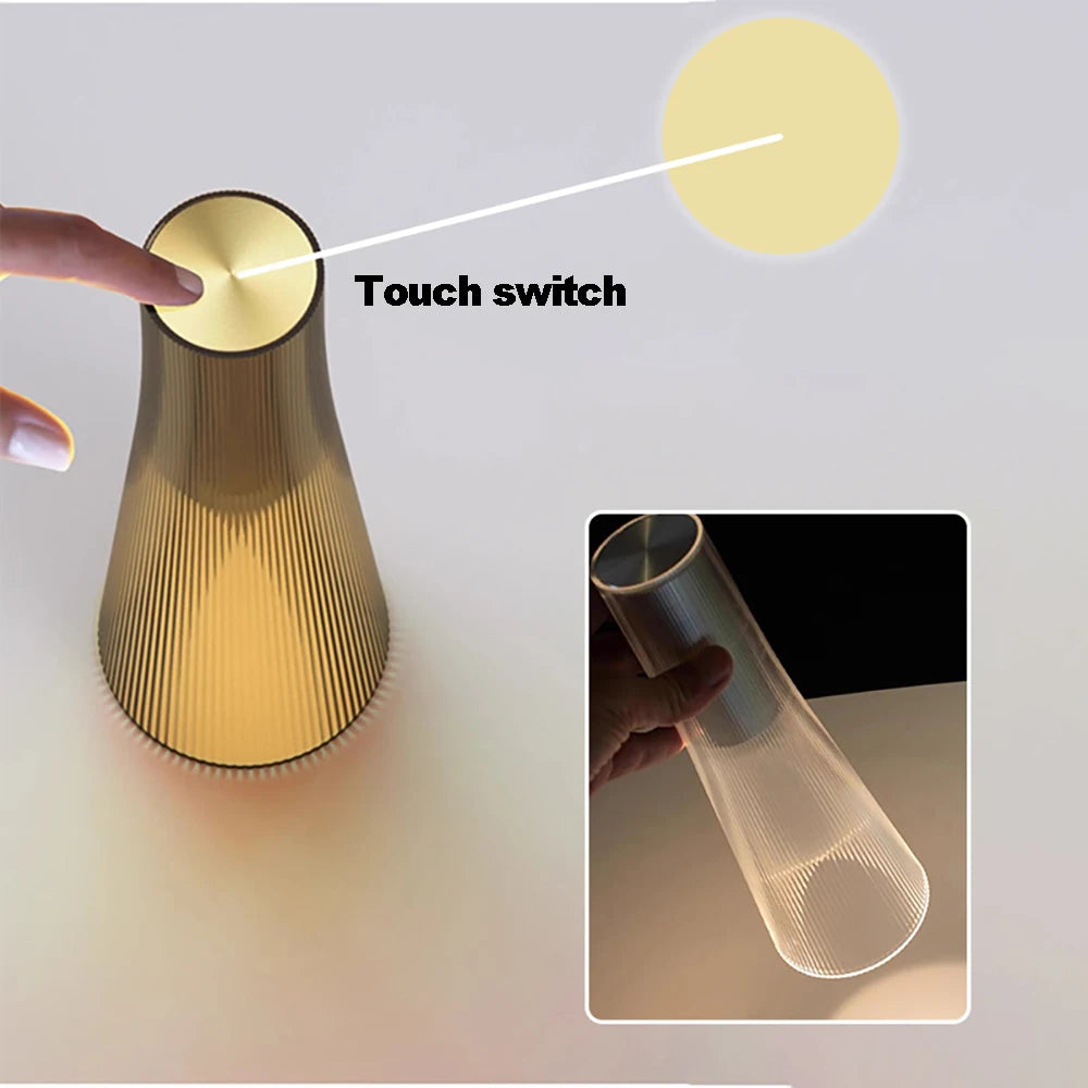 Lampe de Table Cône Rechargeable USB en Acrylique Tacile Réglable