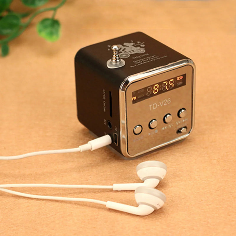 Mini Radio FM avec lecteur de carte SD intégré